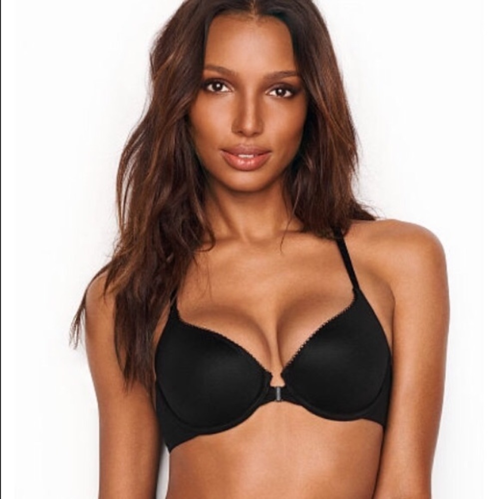 PINK Wear Everywhere Push-up Bra w/ Front Closure